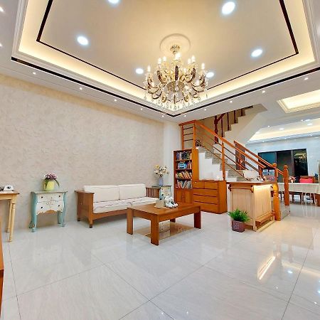 Appartement Loyo Royalty à Donggang Extérieur photo