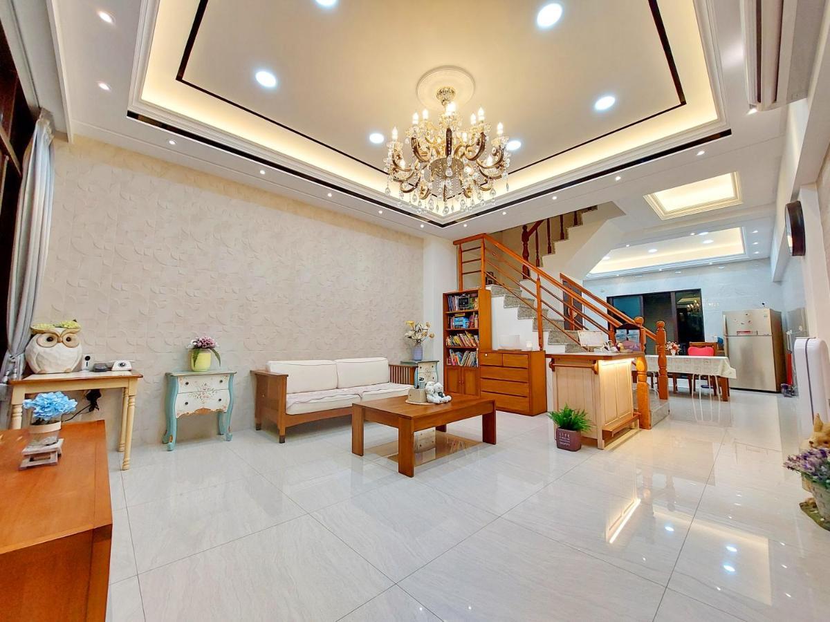 Appartement Loyo Royalty à Donggang Extérieur photo